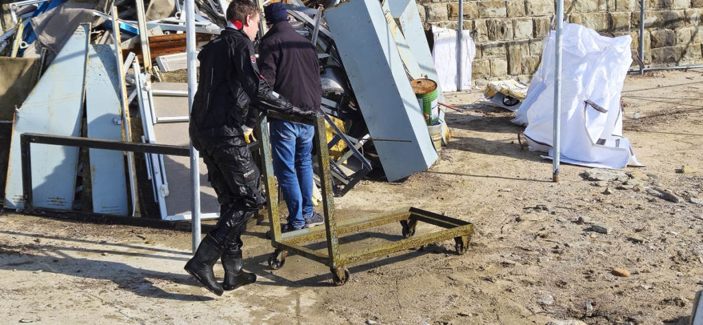 Materiale recuperato durante la pulizia fondali dello storico "Bagno Sticco" 2024